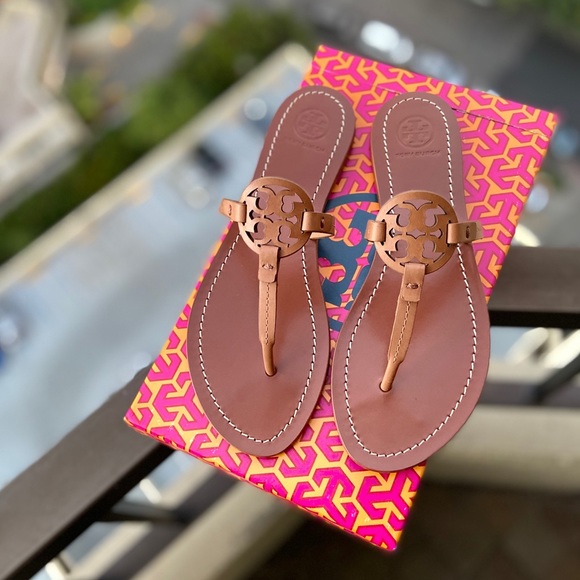 Tory Burch Shoes - New Tory Burch Gabriel Flat Thong Veg Leather